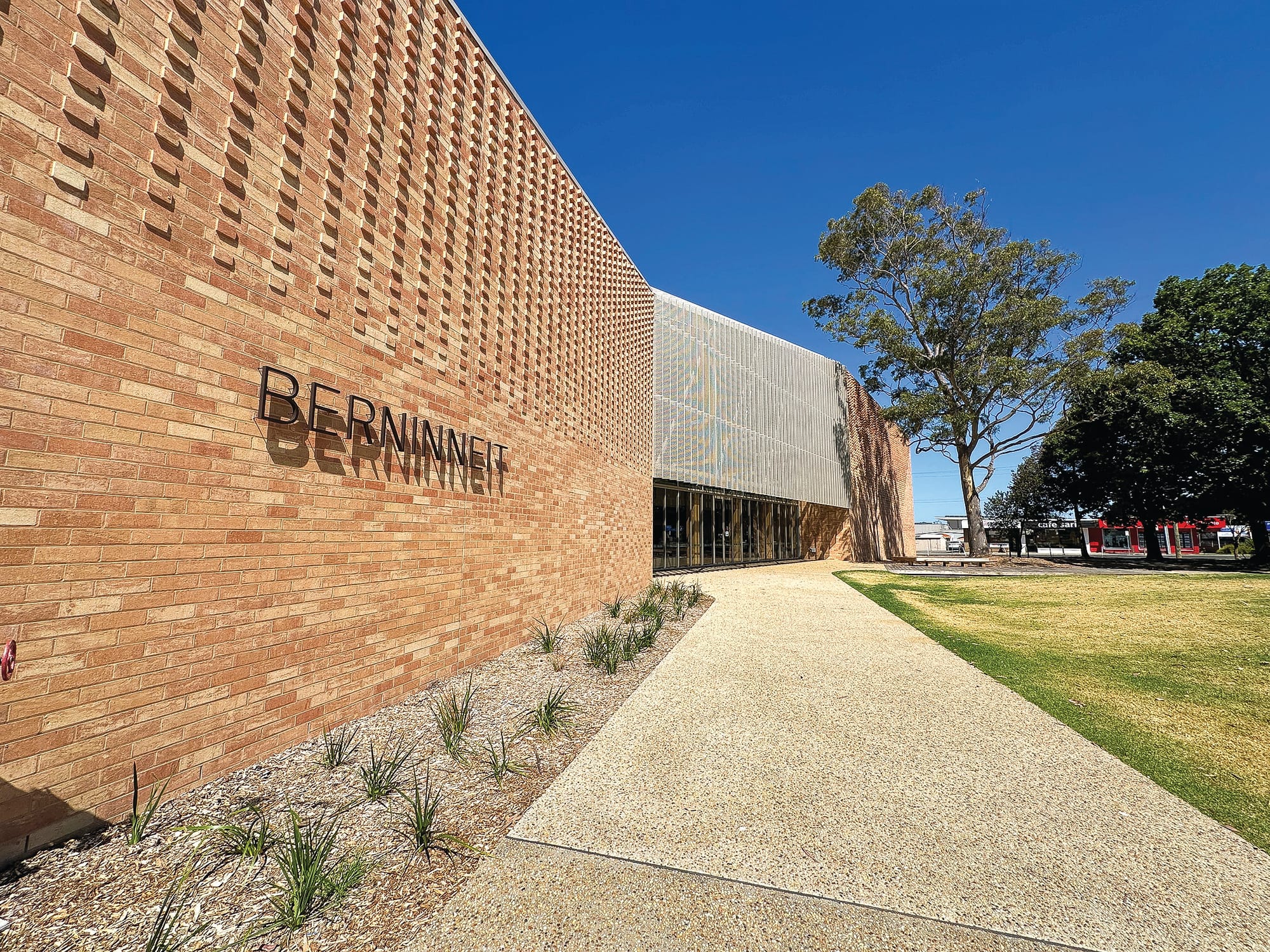 Berninneit could power on