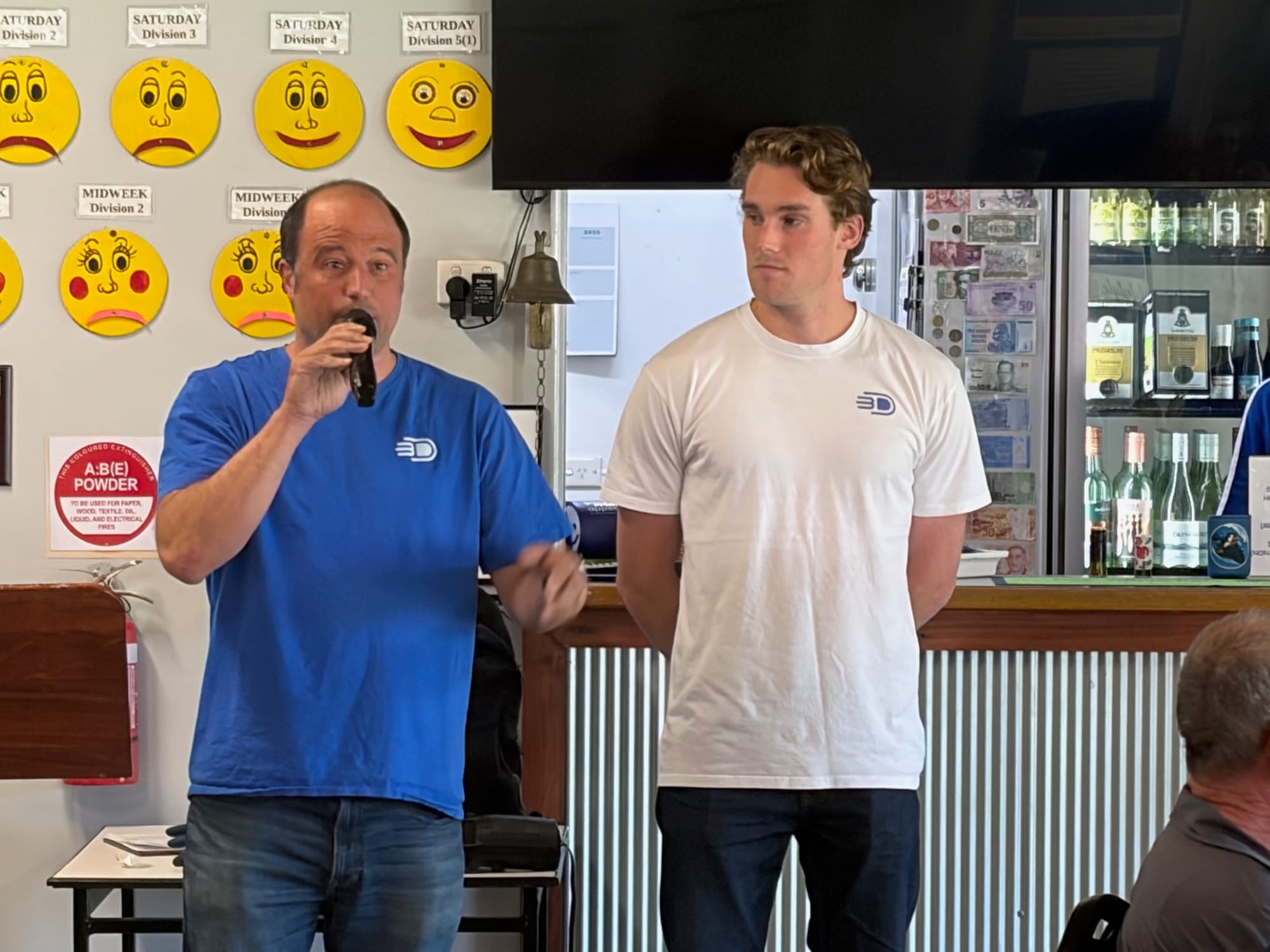 Phillip Island Bowling Club raises funds for Free 3D Hands