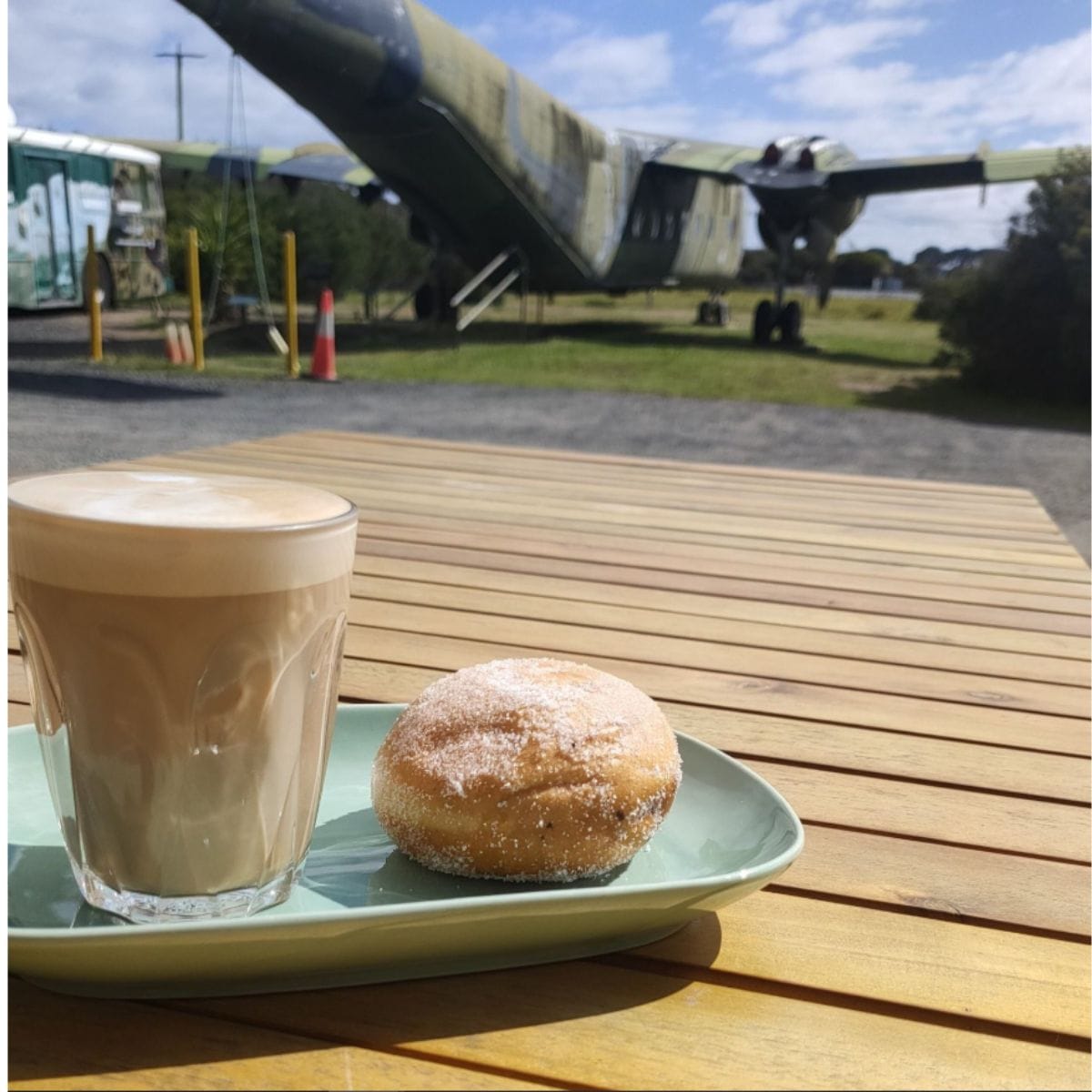 Vietnam Veterans Museum & Dat Cafe