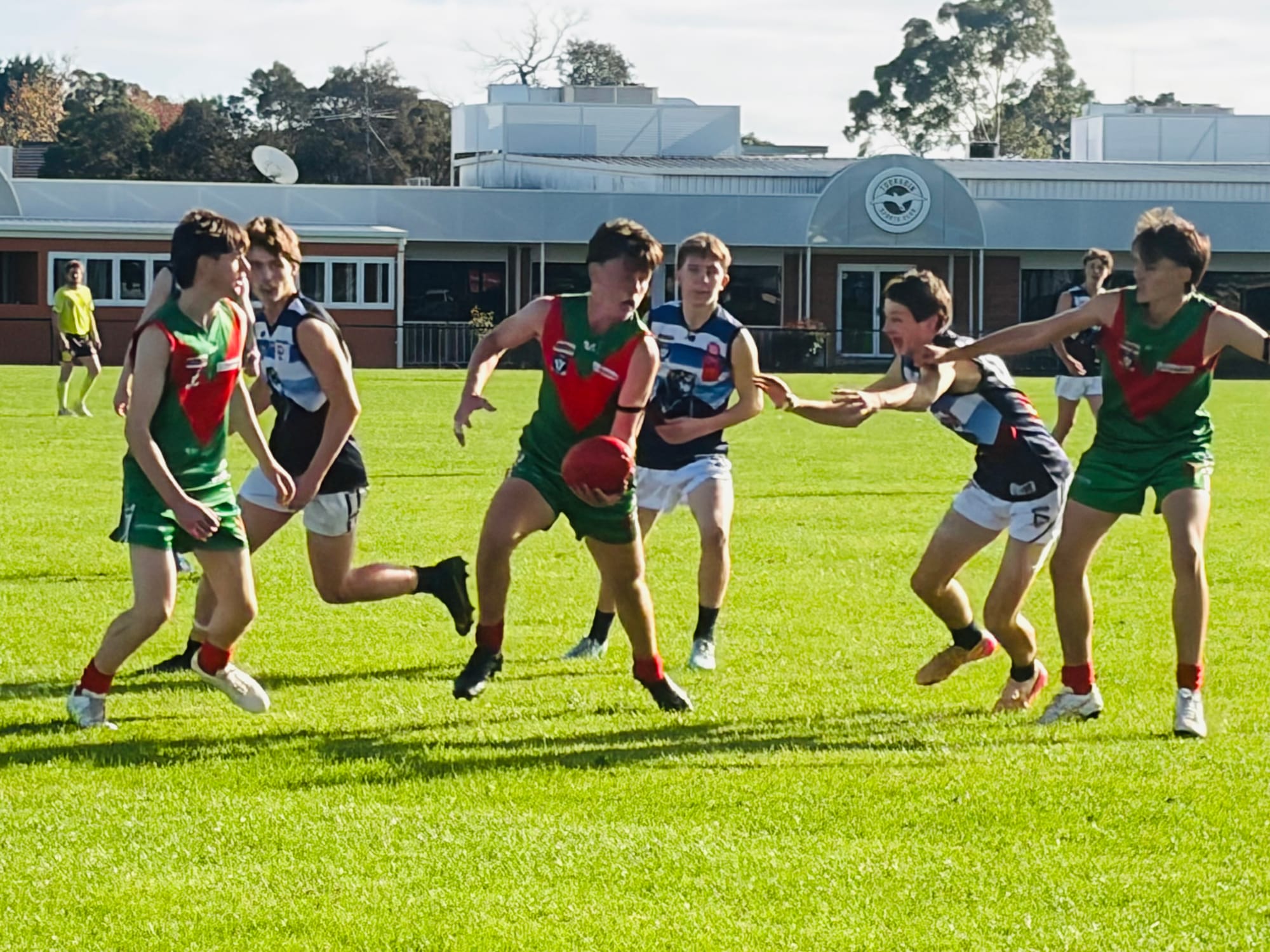Seniors shine as Killy Bass secure crucial victory
