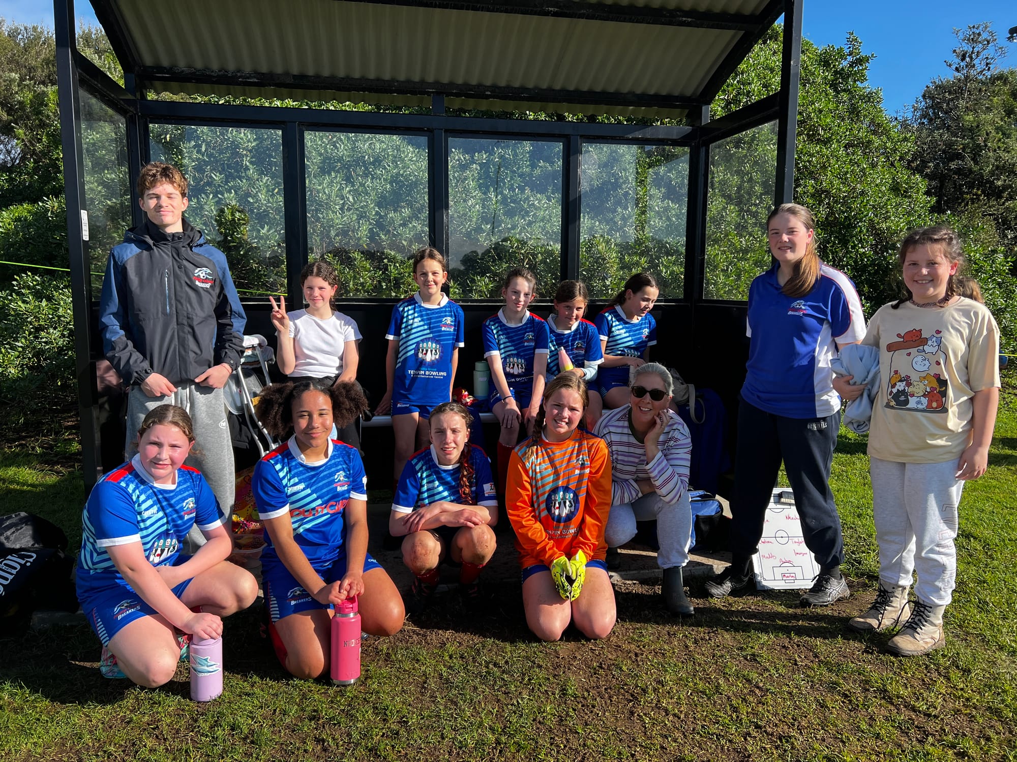 Island teams star against Korumburra