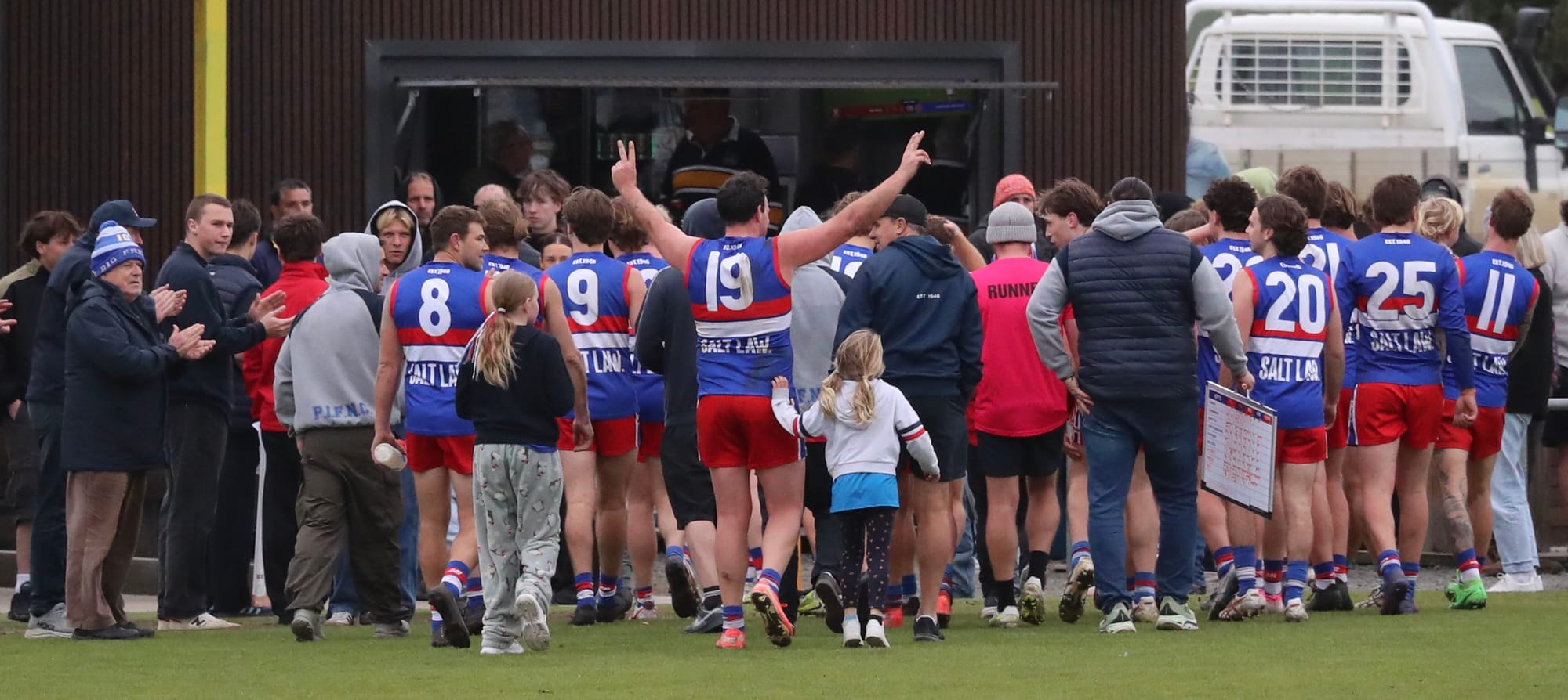 Bulldogs keep finals campaign alive