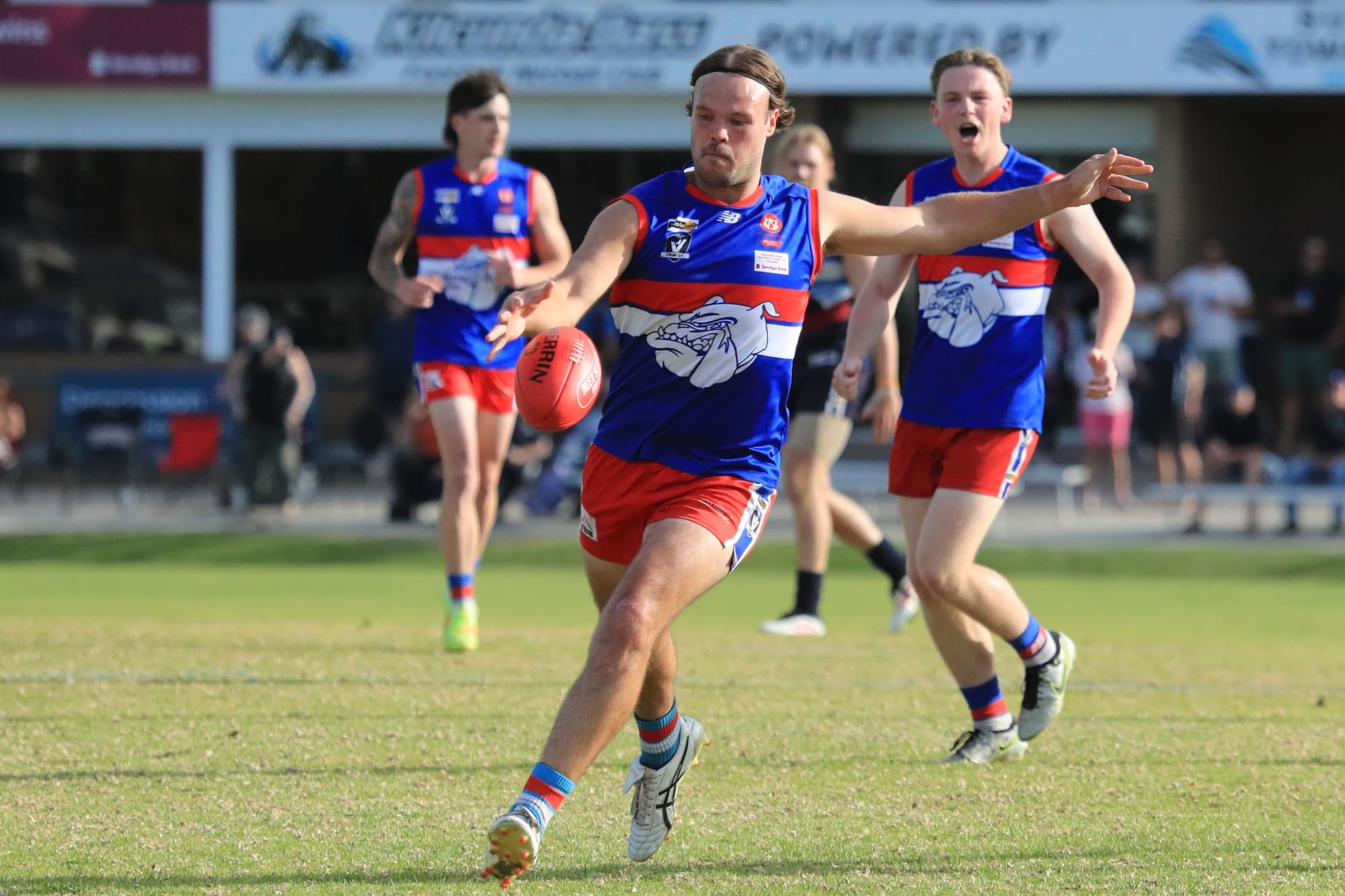 Bulldogs finish home-and-away season with big win