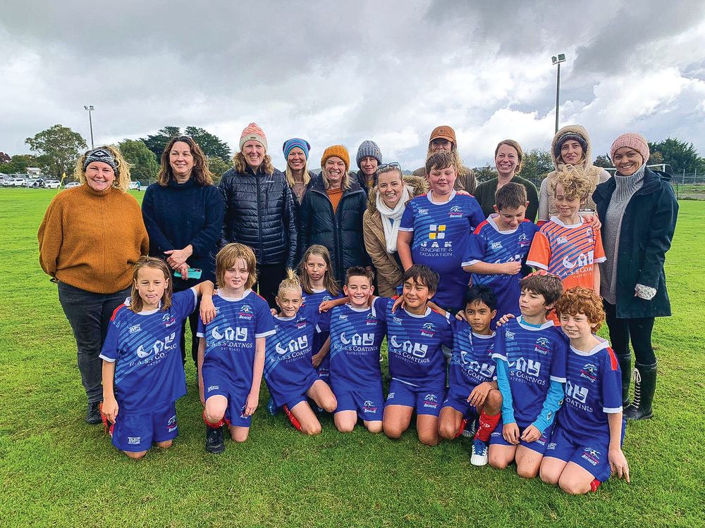 Wins all round for Island soccer - U12B post image