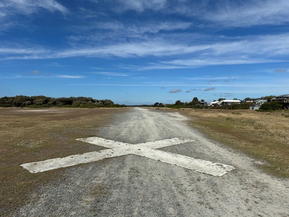 Pressure mounts on government to approve DAL post image