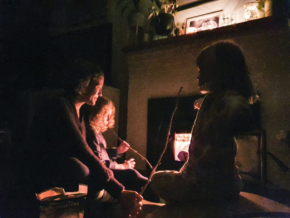 Five days in the dark post image