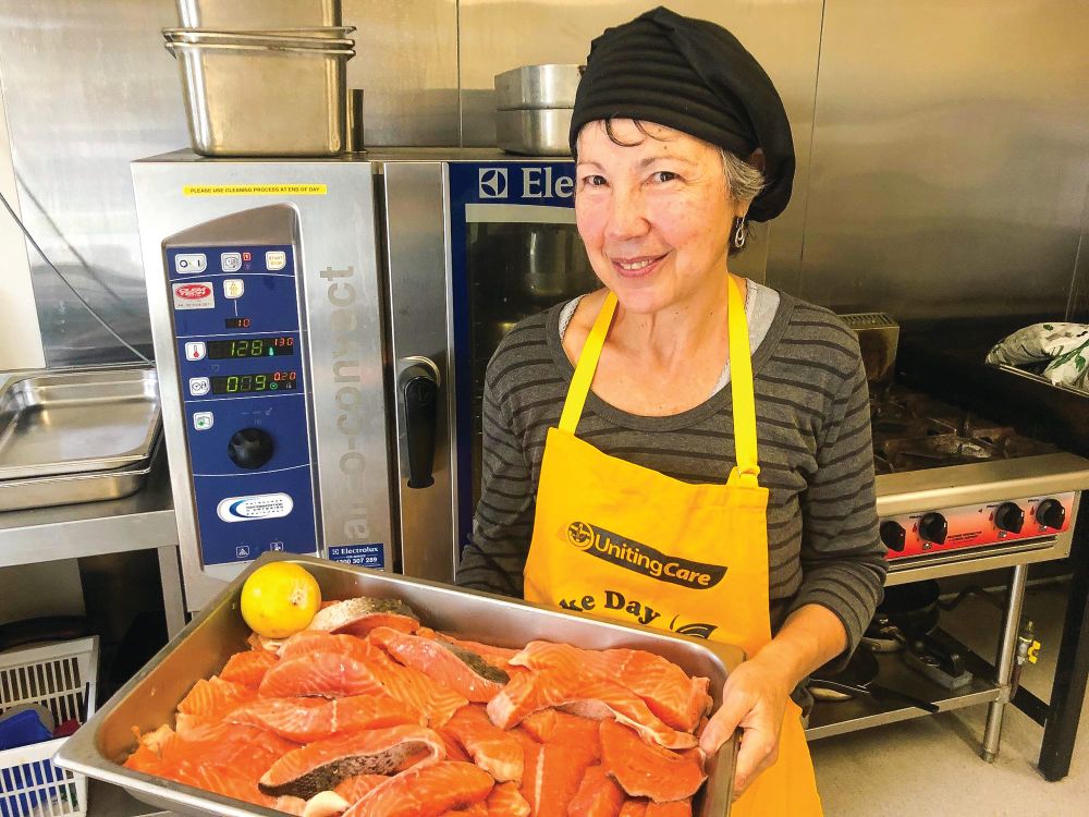 Community meal praised post image