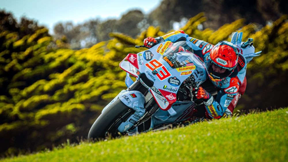 Marquez triumphant in battle for victory post image