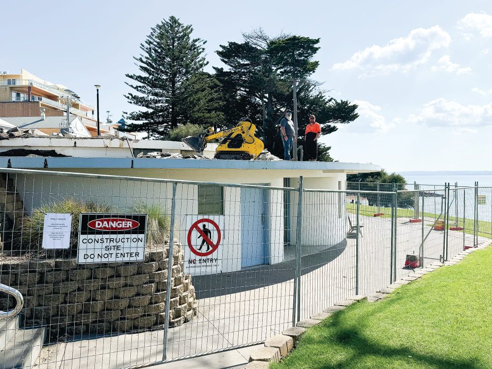 Quiet council rollback on Cowes foreshore toilets post image