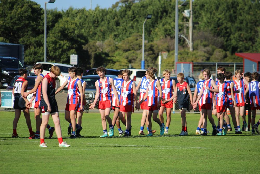 Island's U16s dominate against Koo Wee Rup - Photos post image