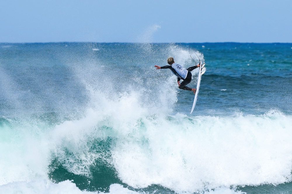Surfers battle it out in Round 1 of Victorian titles post image
