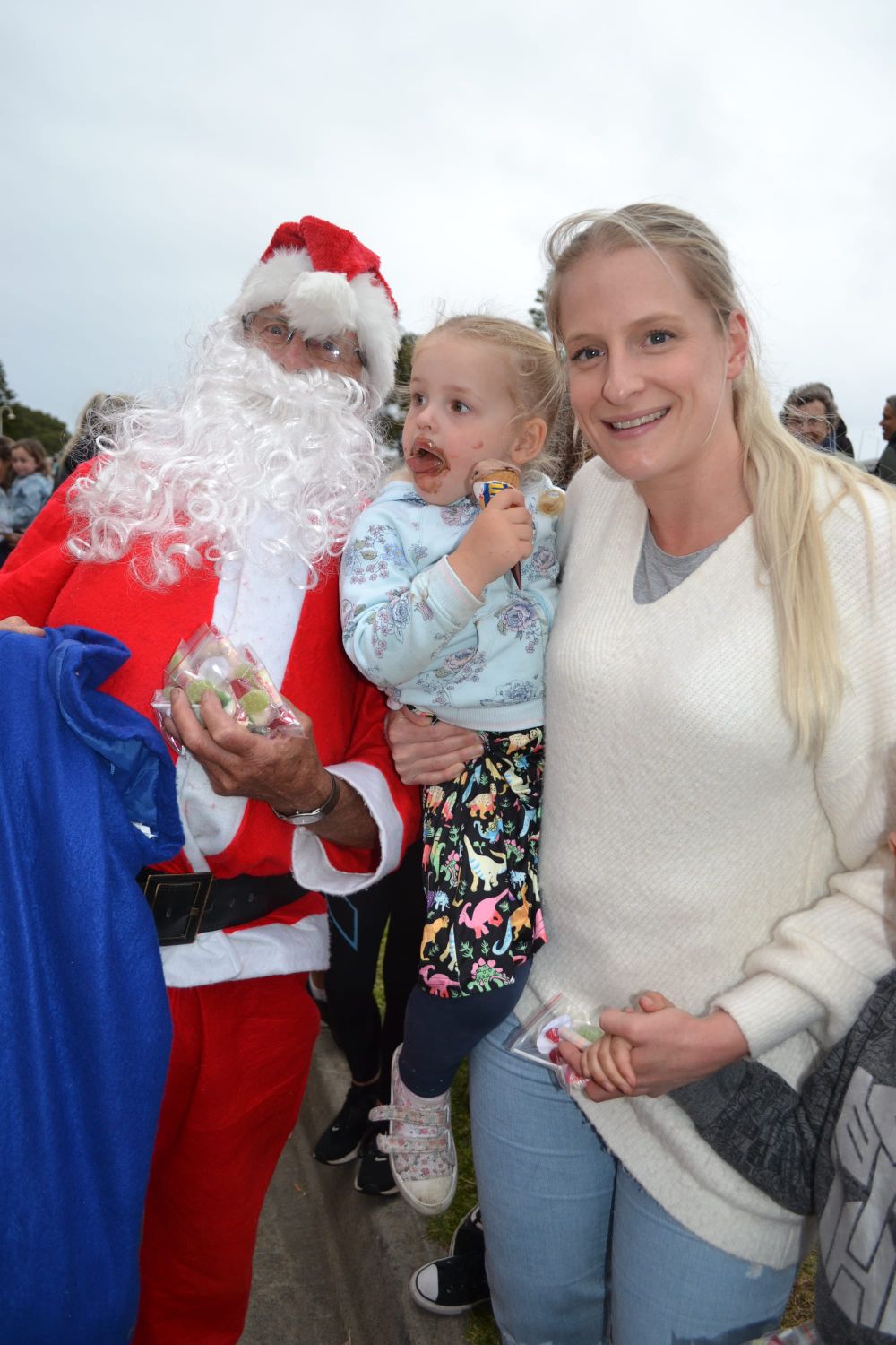Covid claims the Cowes Christmas carols ... again post image