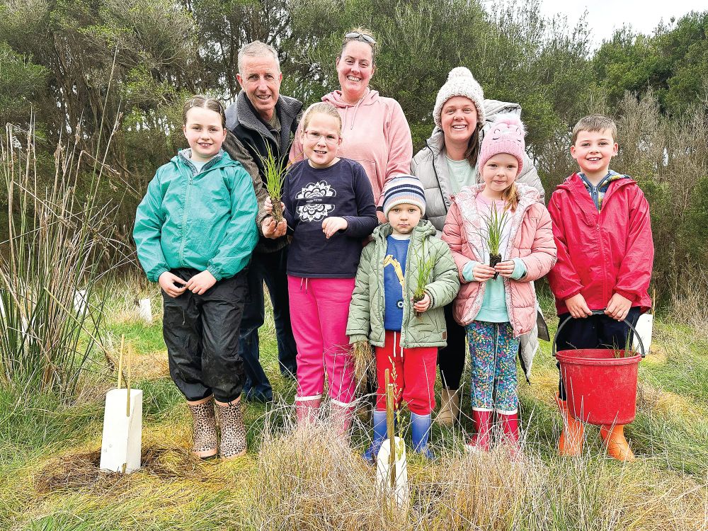 Festival goers "give back" to the island post image