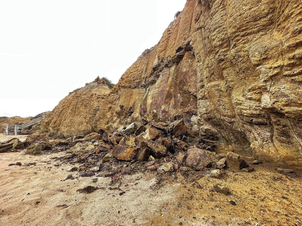 Crumbling cliff concerns continue post image