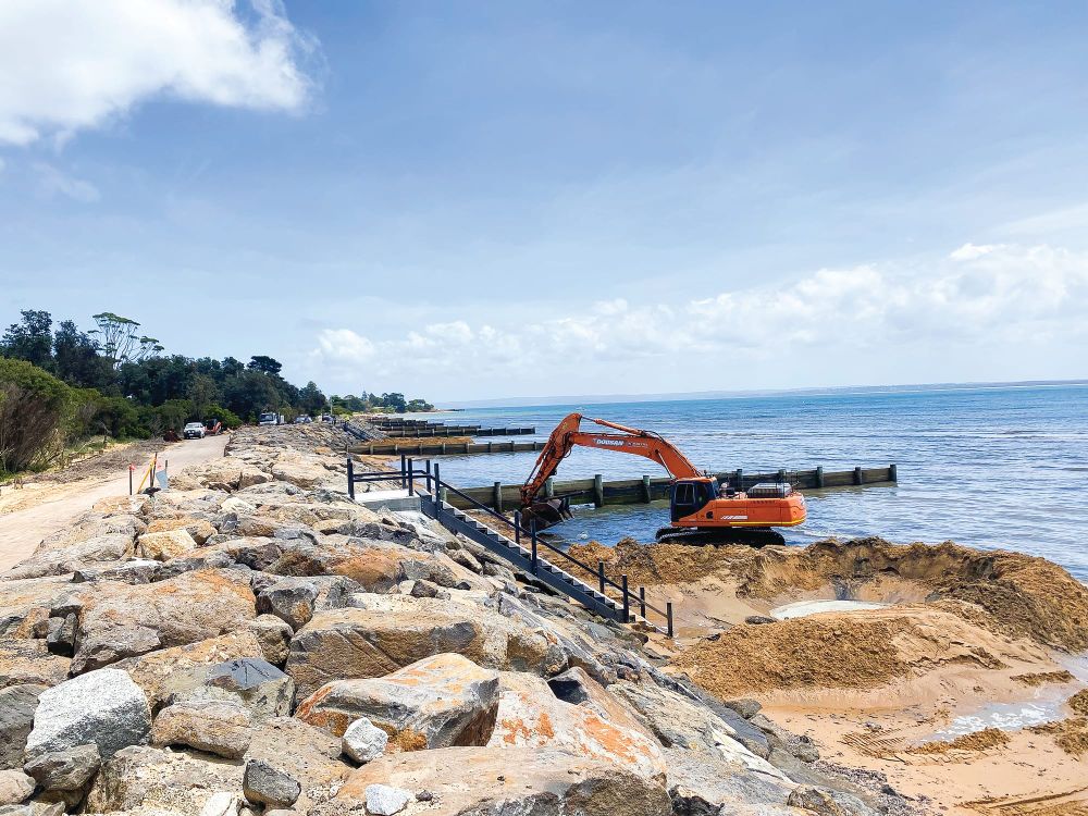 Retreat the best solution to erosion: report post image