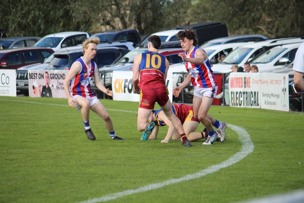 Great win for U18s post image