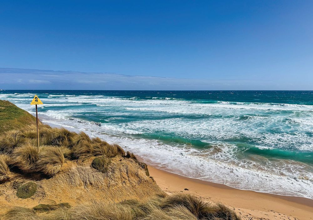 Most dangerous island beaches: Colonnades post image