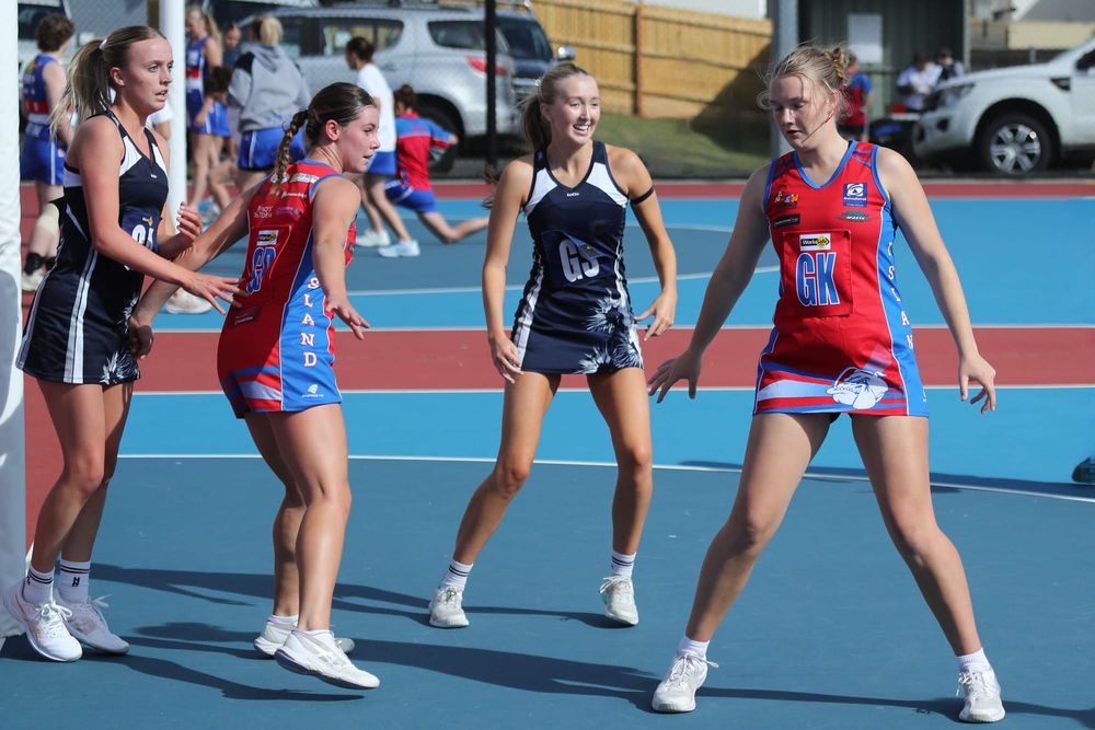 U17 girls work hard on the courts post image