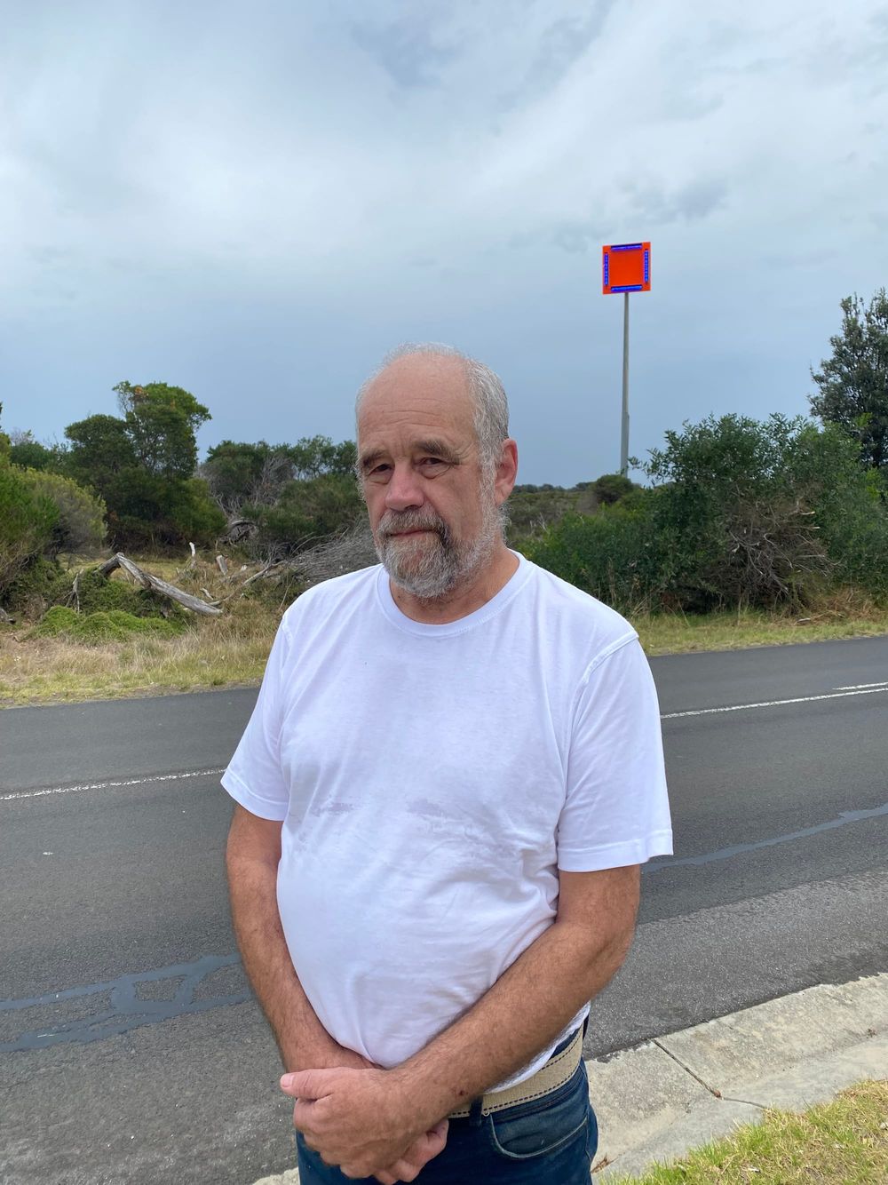 Would-be independent seeks community tick post image