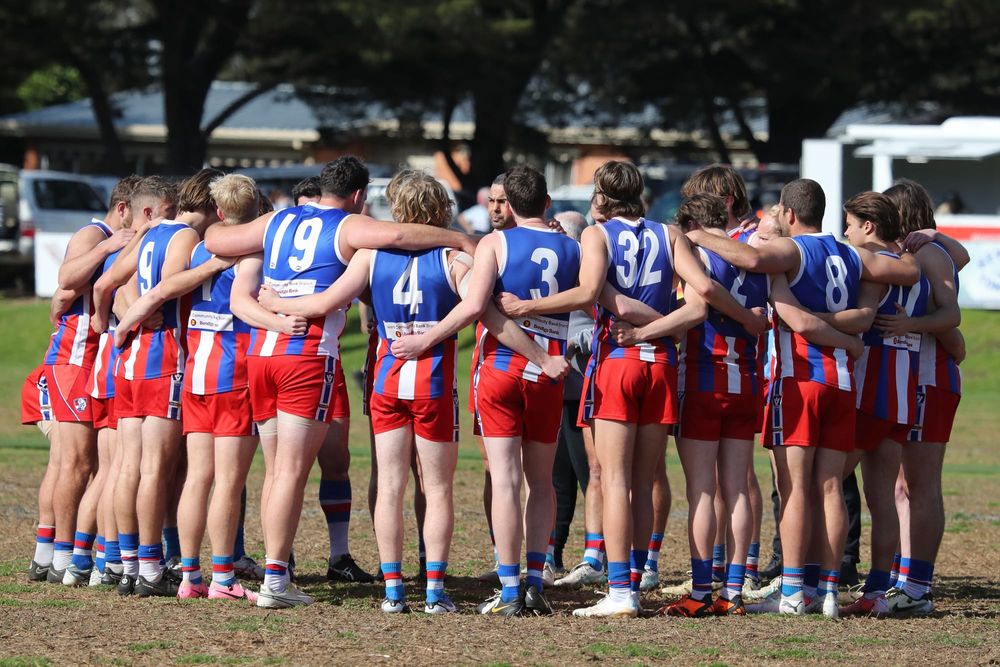 Full house for Island finals post image