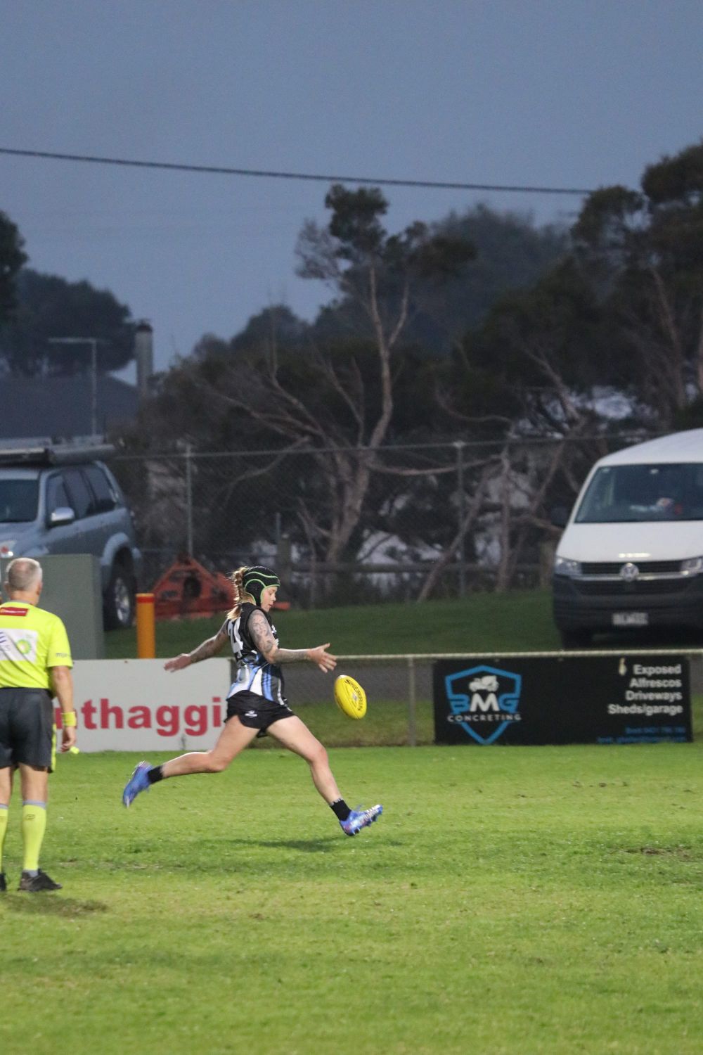 Breakers dominate twilight match post image