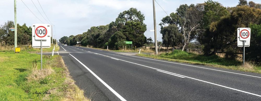 Backbeach Road Speed limit post image