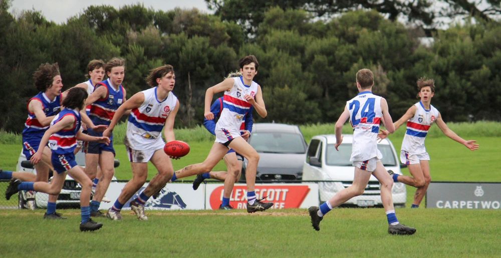 Island Bulldogs prove too strong in goal-filled Bunyip clash - Under 16s post image
