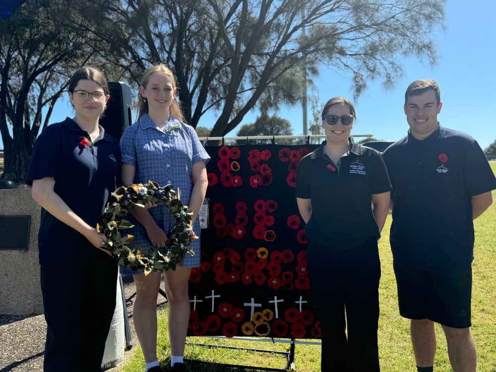 San Remo crowd flocks to remember our fallen post image
