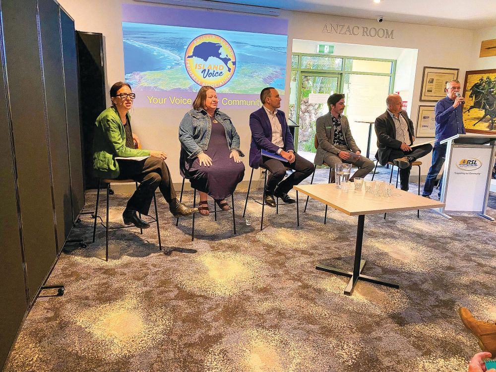 Candidates field the questions post image