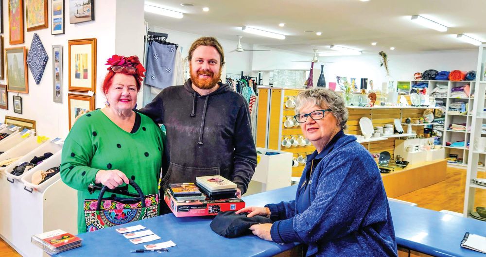 Rotary opens op shop in new Cowes location post image