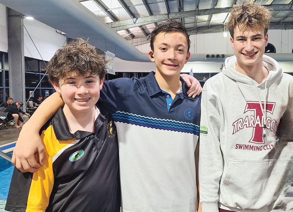 Smiles all round at the Winter Short Course Meet post image