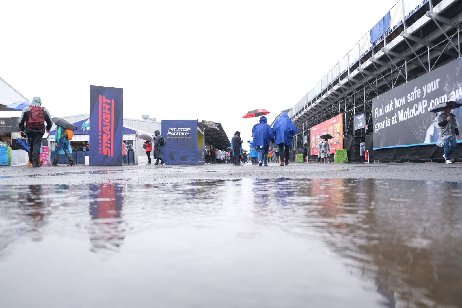 MotoGP: Sunday October 25 post image