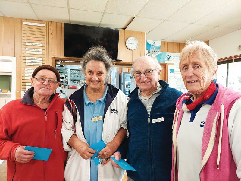 Midweek bowls post image