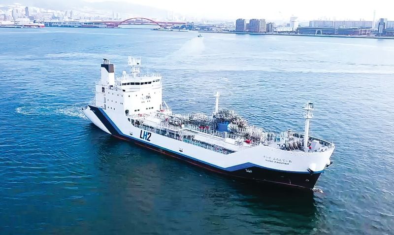 World first ship in bay, with volatile cargo post image