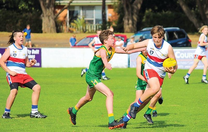 Phillip Island Red juniors take on Leongatha post image