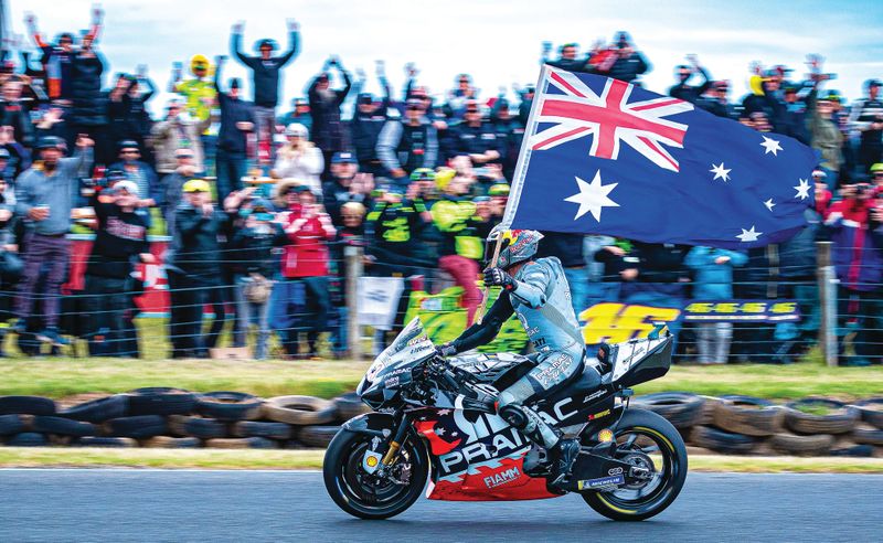 Aussies are back on track post image