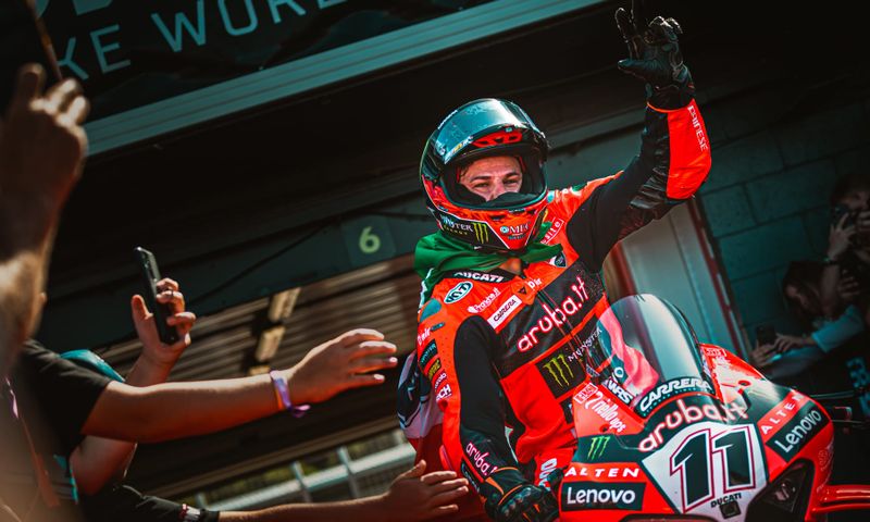 Three-for-three: Bulega wins Race 2 post image