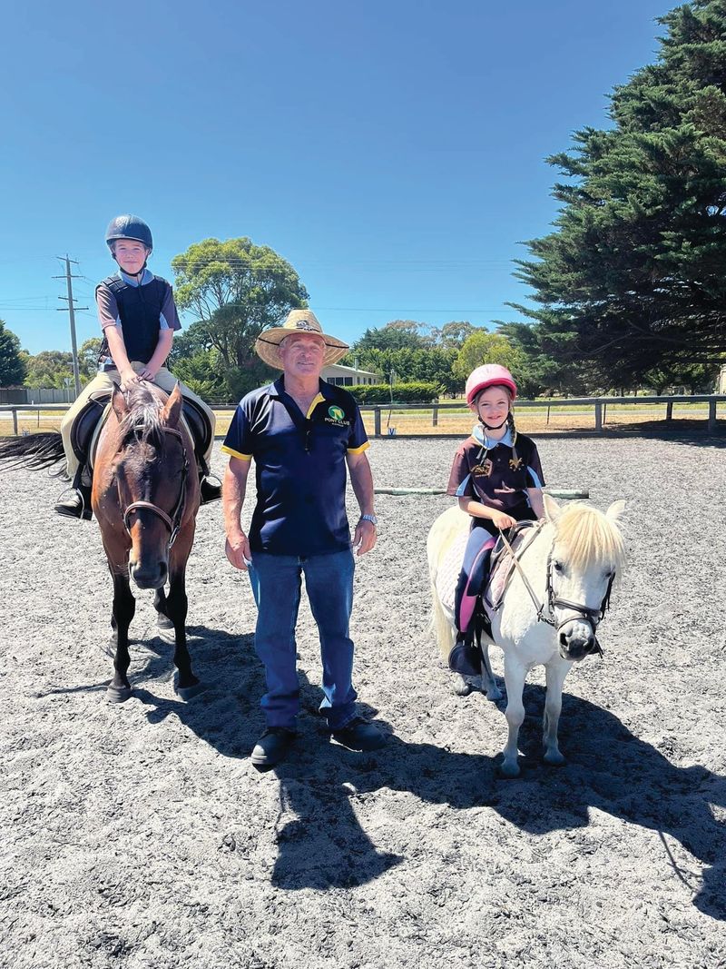 Horsey fun and a great start to 2022 post image