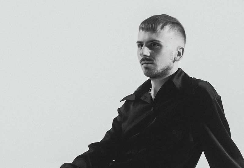 Jake squeezes in home show for album launch post image