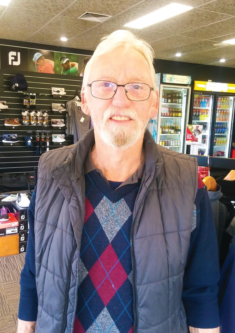 Phillip Island golf post image