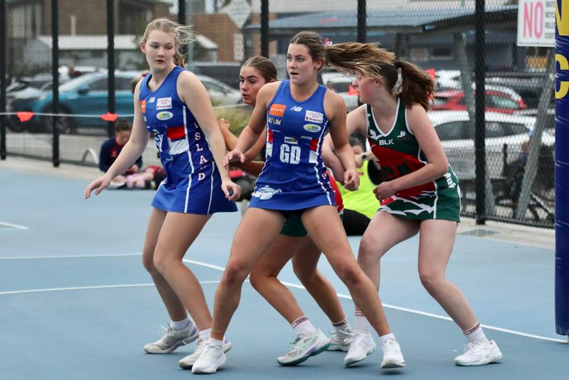 U17 girls keep on fighting post image