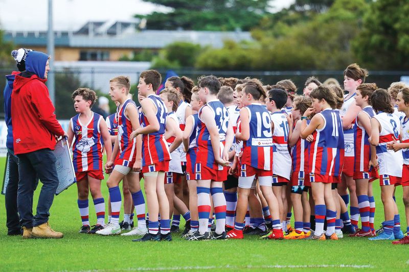 Junior footballers in a Mother’s Day marvel - U10s post image