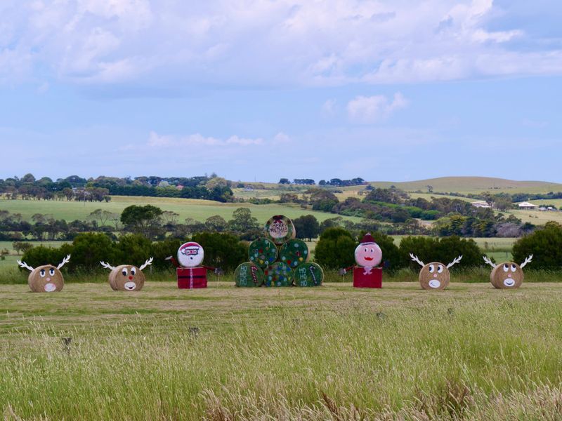 Hay Hay … Ho Ho! post image