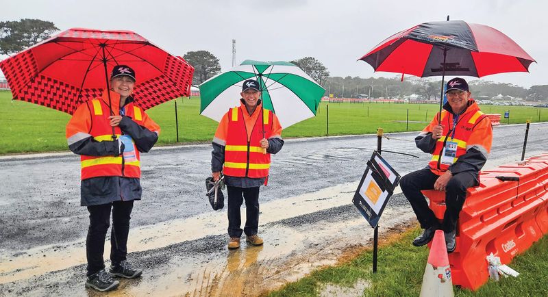 Rain or shine, Rotarians steer the way post image