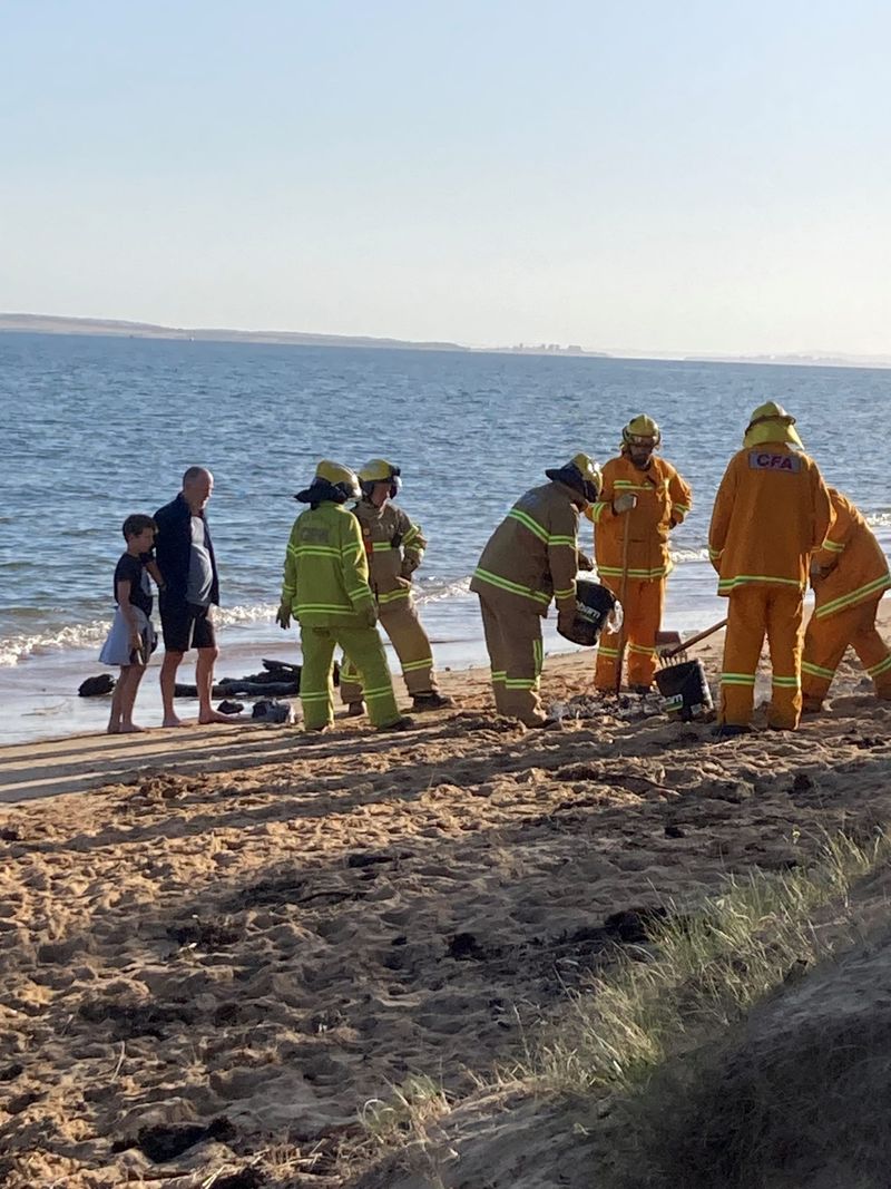Beach fire extinguished post image