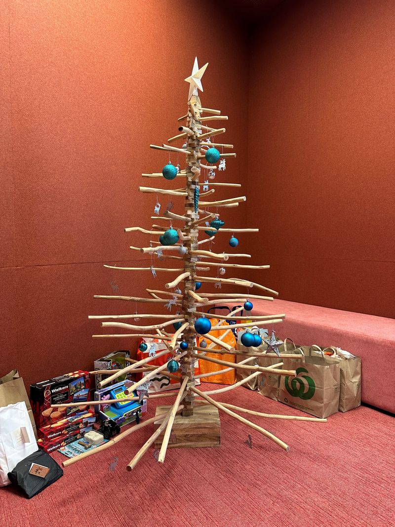 Still time to lend a hand this Christmas post image