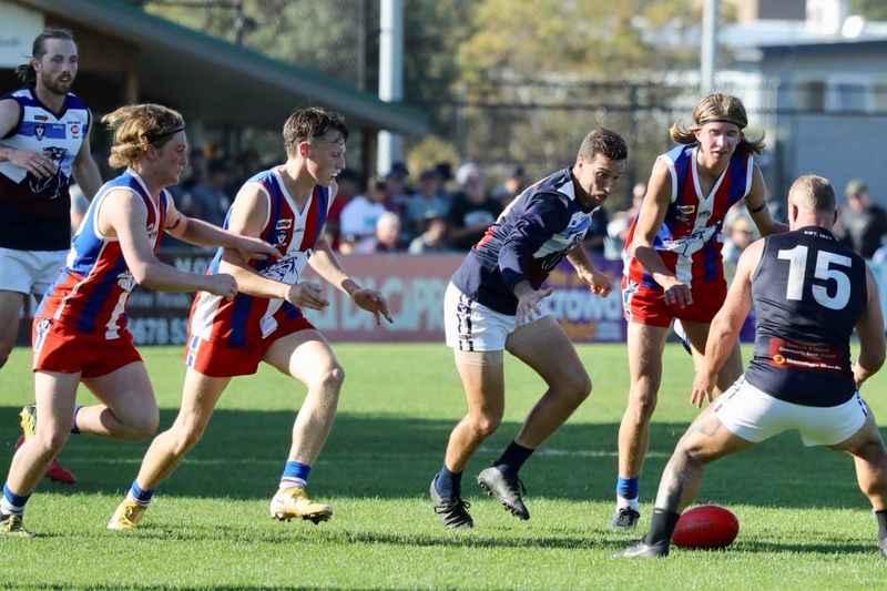 R.3 Seniors v KILCUNDA-BASS 2022 post image