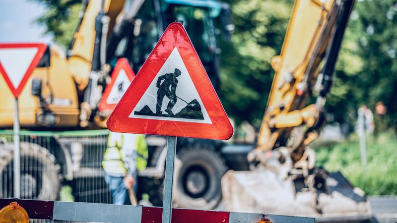Road closure in Ventnor as Berrys Beach roadworks begins post image