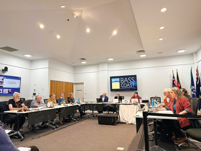 Which councillors are re-nominating? post image