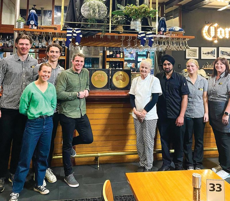 Award adds a shine to popular pub post image